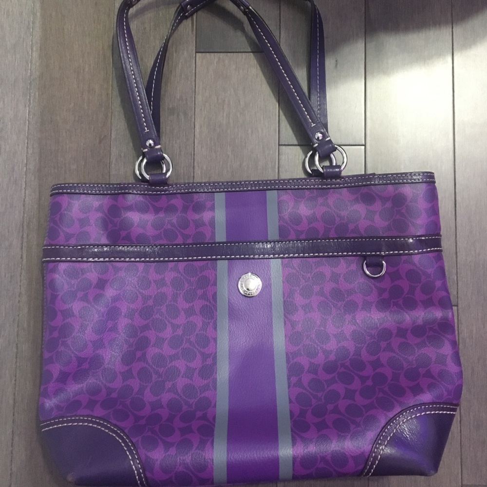 Coach tote F15137